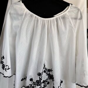 Vintage Monette Boho Embroidered Poet Top